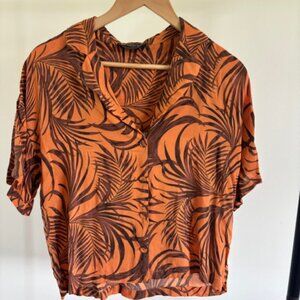 MINKPINK Tropical Palm Print Button Front Top XS – Orange Brown Vacation Style